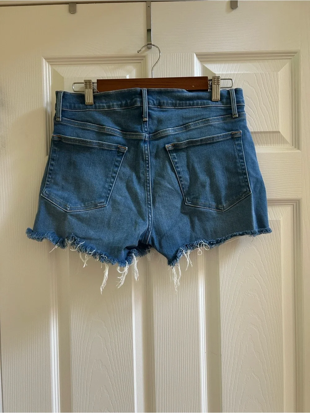 Frame Le Brigette shorts Size 28